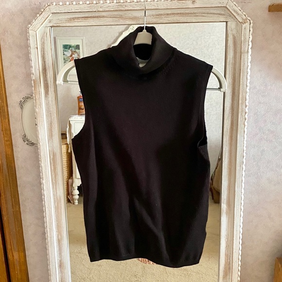 H&M Tops - H&M Turtleneck